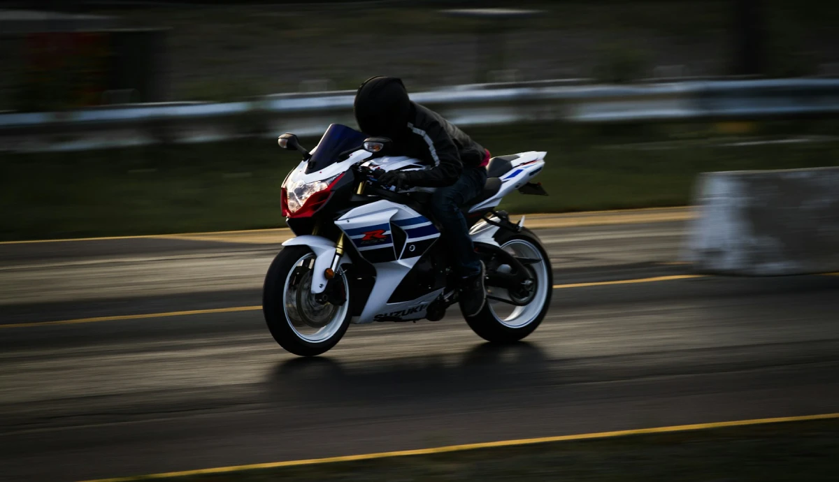 Como Se Carga Una Moto Electrica